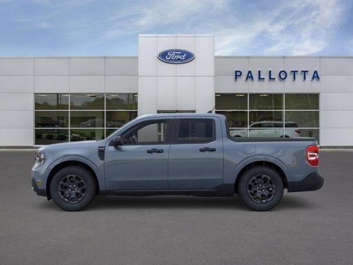Azure Gray Metallic Tri-Coat 2026 Ford Maverick XLT