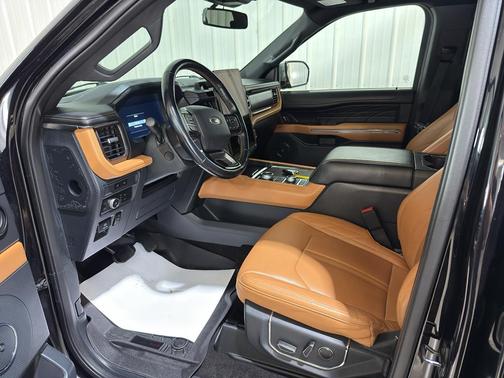 2022 Ford Expedition Max Platinum