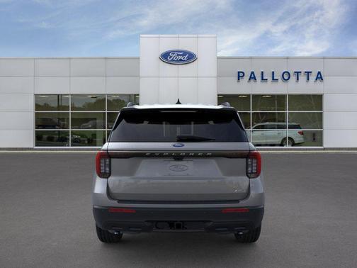 Carbonized Gray Metallic 2026 Ford Explorer Active