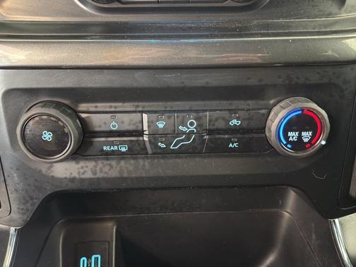 Avalanche 2023 Ford F-150 XL