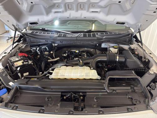 Avalanche 2023 Ford F-150 XL