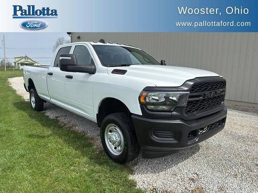 Bright White Clearcoat 2024 RAM 2500 Tradesman Crew Cab 4x4 8' Box