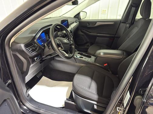 Agate Black Metallic 2025 Ford Escape Active