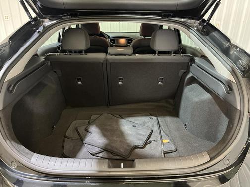 2018 Hyundai IONIQ Hybrid Blue