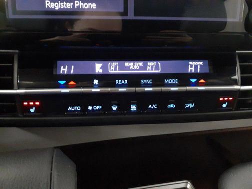 2021 Toyota Sienna XLE 8 Passenger