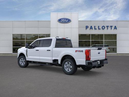 Oxford White 2026 Ford F-250 XLT