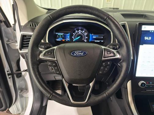 Oxford White 2021 Ford Edge SEL