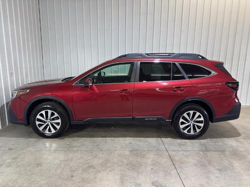 Crimson Red Pearl 2021 Subaru Outback Premium