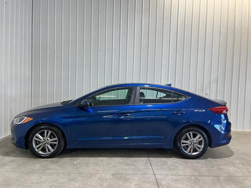 2017 Hyundai ELANTRA Value Edition
