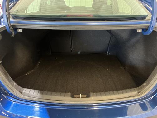 2017 Hyundai ELANTRA Value Edition