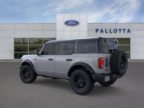 Avalanche Gray 2026 Ford Bronco Big Bend