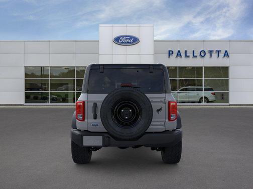 Avalanche Gray 2026 Ford Bronco Big Bend