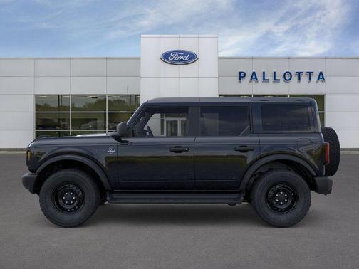 Shadow Black 2026 Ford Bronco Outer Banks