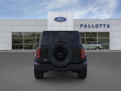 Shadow Black 2026 Ford Bronco Outer Banks