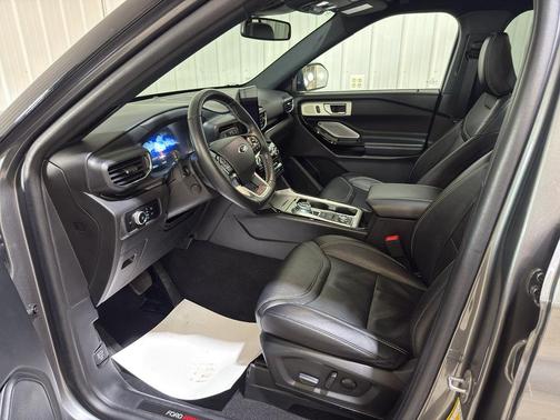Carbonized Gray Metallic 2023 Ford Explorer ST