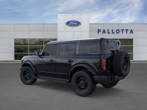 Shadow Black 2026 Ford Bronco Outer Banks