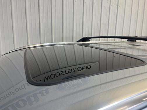 Celestial Silver Metallic 2021 Toyota Highlander XLE