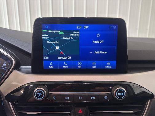 Agate Black Metallic 2020 Ford Escape SE