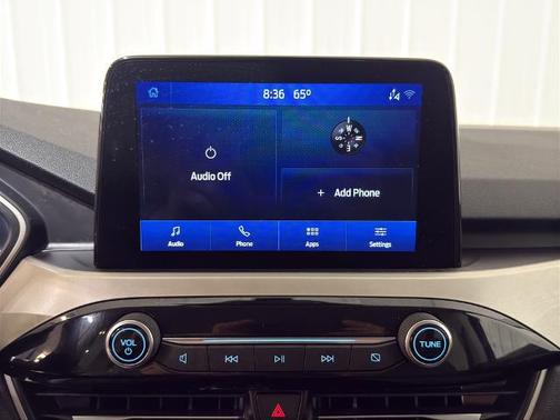 Oxford White 2022 Ford Escape SE