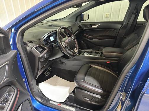 Atlas Blue Metallic 2022 Ford Edge ST Line