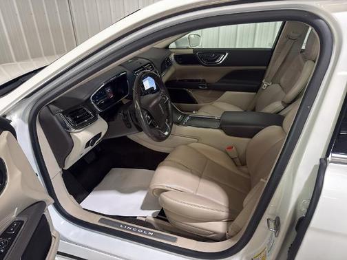 Pristine White 2020 Lincoln Continental Reserve