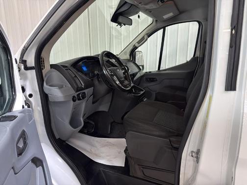 Oxford White 2017 Ford Transit-150 XLT