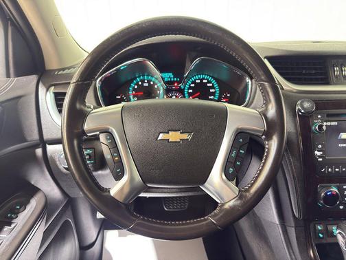 2017 Chevrolet Traverse 2LT