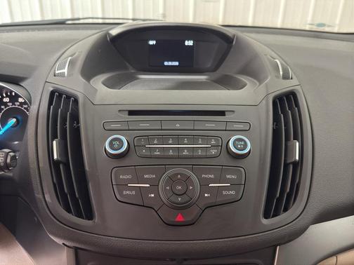 Magnetic Metallic 2018 Ford Escape SE