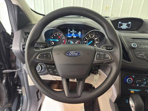 Magnetic Metallic 2018 Ford Escape SE