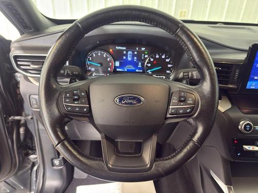 Magnetic Metallic 2020 Ford Explorer XLT