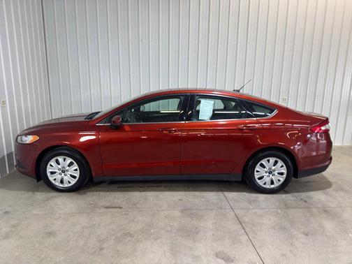 2014 Ford Fusion S