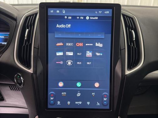 Oxford White 2024 Ford Edge SEL