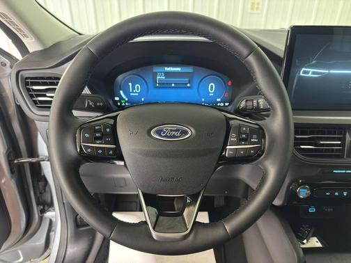 Iconic Silver Metallic 2023 Ford Escape Active