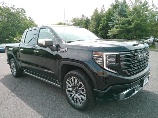 Onyx Black 2025 GMC Sierra 1500 Denali Ultimate