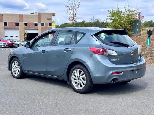 2013 Mazda Mazda3 i Touring