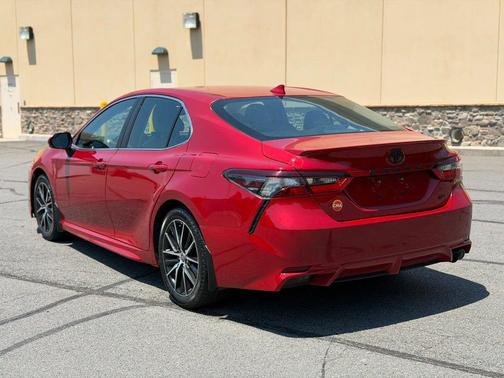 Supersonic Red 2023 Toyota Camry SE