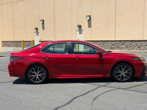 Supersonic Red 2023 Toyota Camry SE