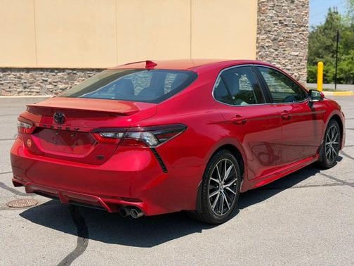 Supersonic Red 2023 Toyota Camry SE