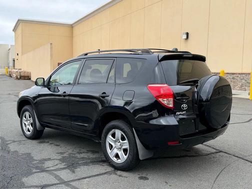 2007 Toyota RAV4 Sport