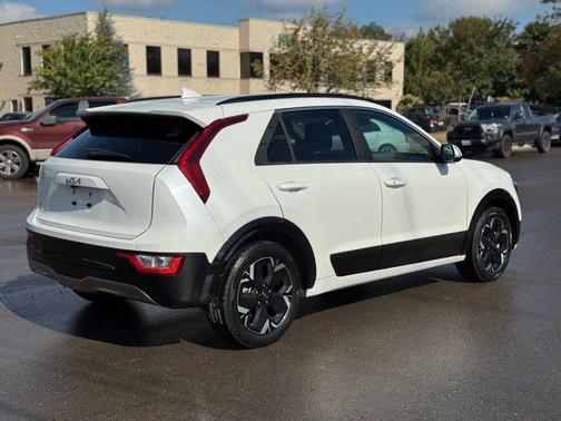 2023 Kia Niro EV Wind
