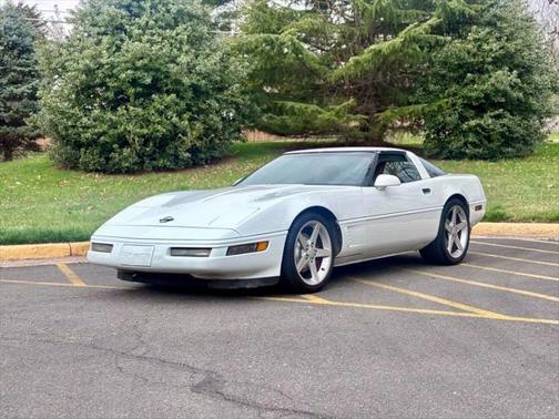 1996 Chevrolet Corvette Base