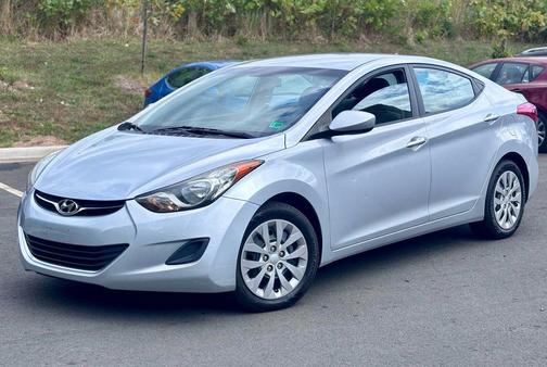 2011 Hyundai ELANTRA GLS
