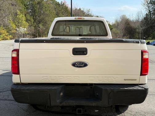 Oxford White 2016 Ford F-250 XL