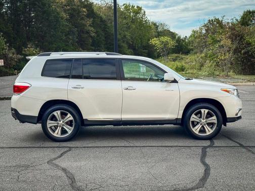 2011 Toyota Highlander Limited