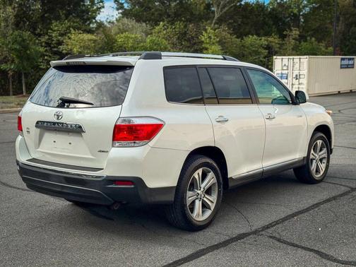 2011 Toyota Highlander Limited