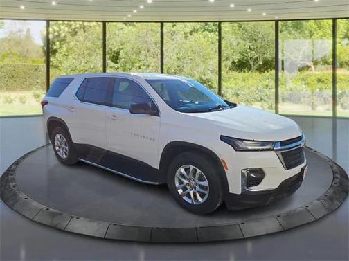 2022 Chevrolet Traverse LS