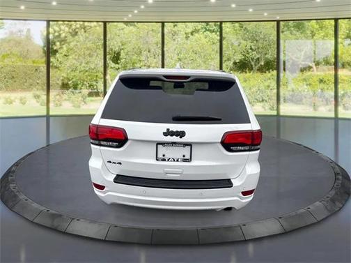 2021 Jeep Grand Cherokee Laredo