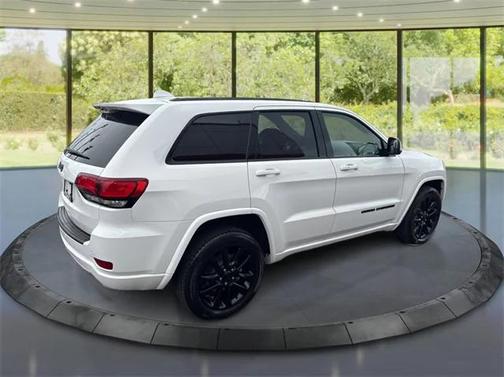 2021 Jeep Grand Cherokee Laredo