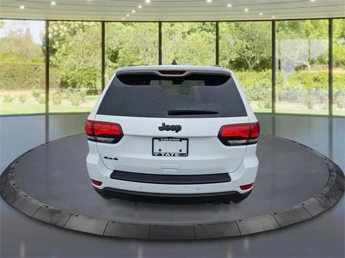 2019 Jeep Grand Cherokee Upland