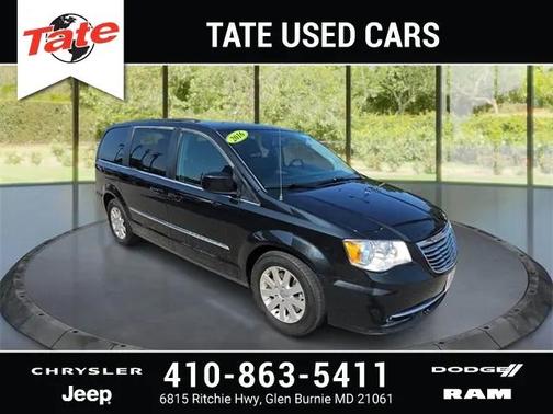2016 Chrysler Town & Country Touring